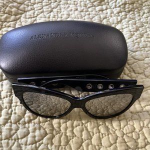 Like New Alexander McQueen Cat-Eye Sunglasses MQ0021S